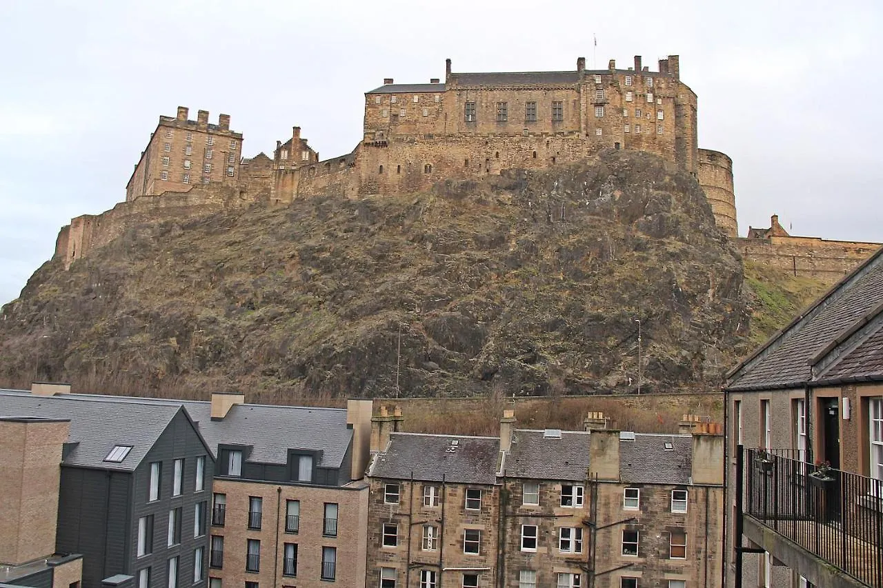 Apartment In Edinburgh With Great View On Castle United Kingdom