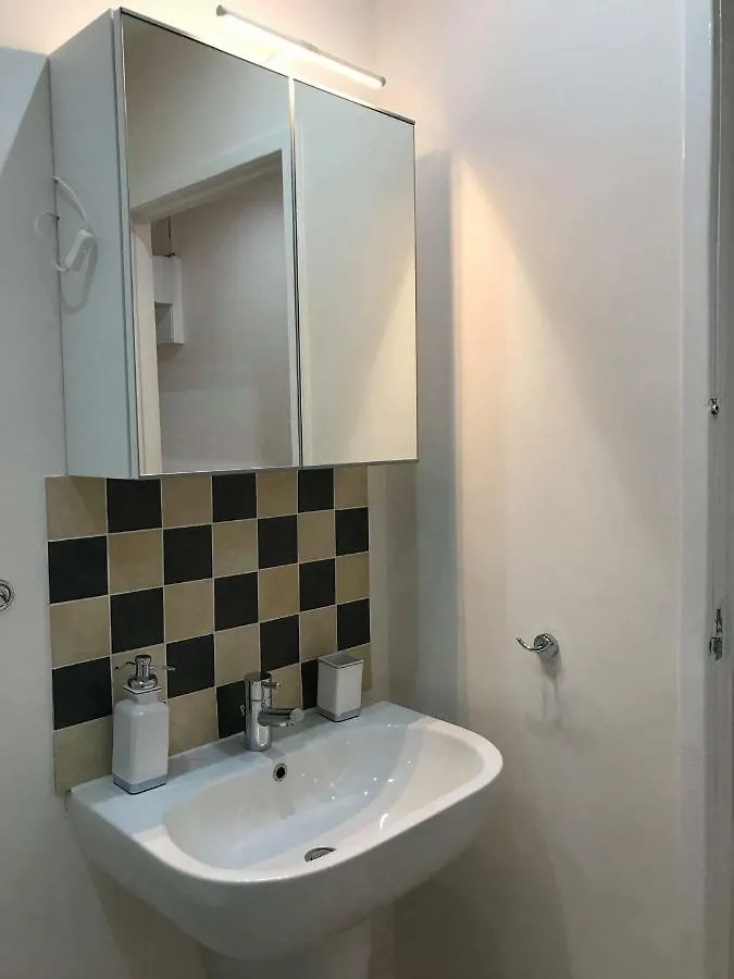 Apartment In Edinburgh With Great View On Castle 0*,  United Kingdom
